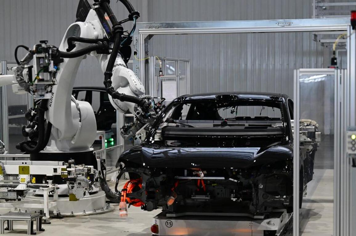 AI capability boost strengthens China's advanced manufacturing base