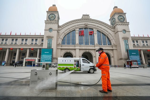 China Locking Down Cities With 18 Million Inhabitants to Stop Virus