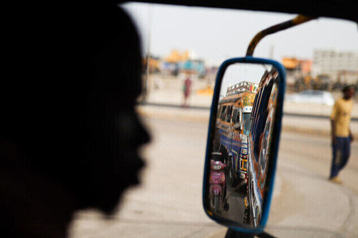 Senegal drivers strike paralyzes traffic