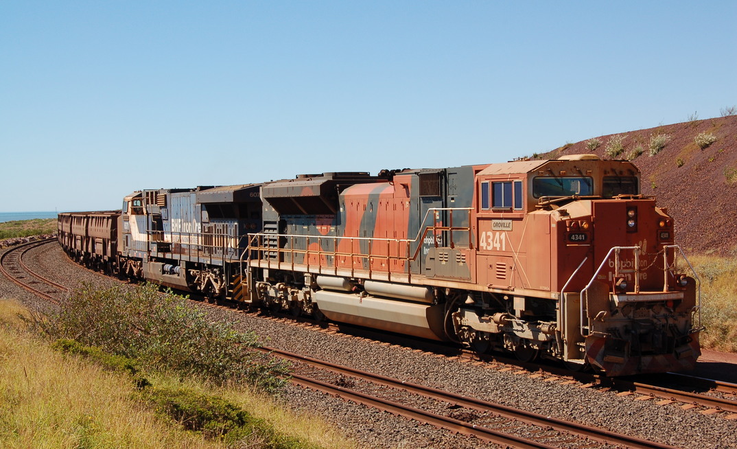 Ferrovia para transporte de minério de ferro operada pela BHP na Austrália/Divulgação