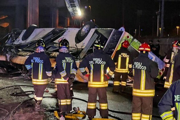 Dozens dead in tourist bus crash in Italy