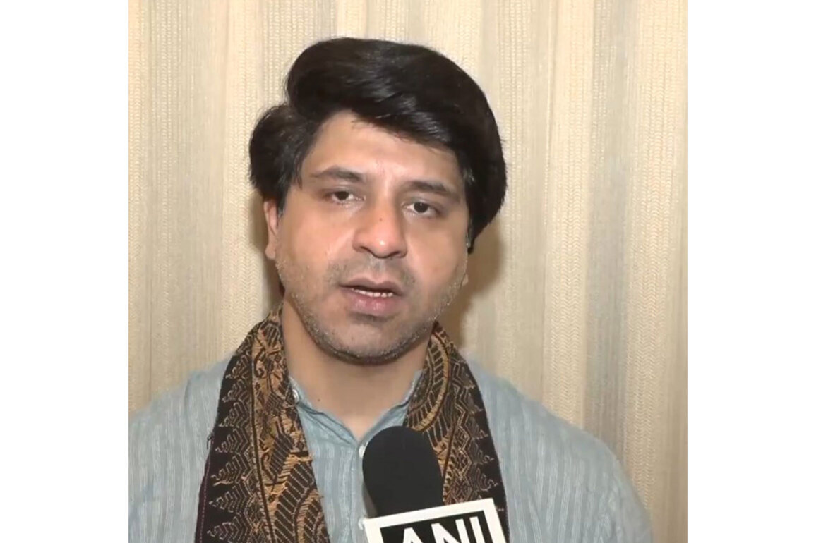 After allies, senior Congress leaders rejecting Rahul Gandhi: BJP's Poonawalla on Pradyut Bordoloi's resignation