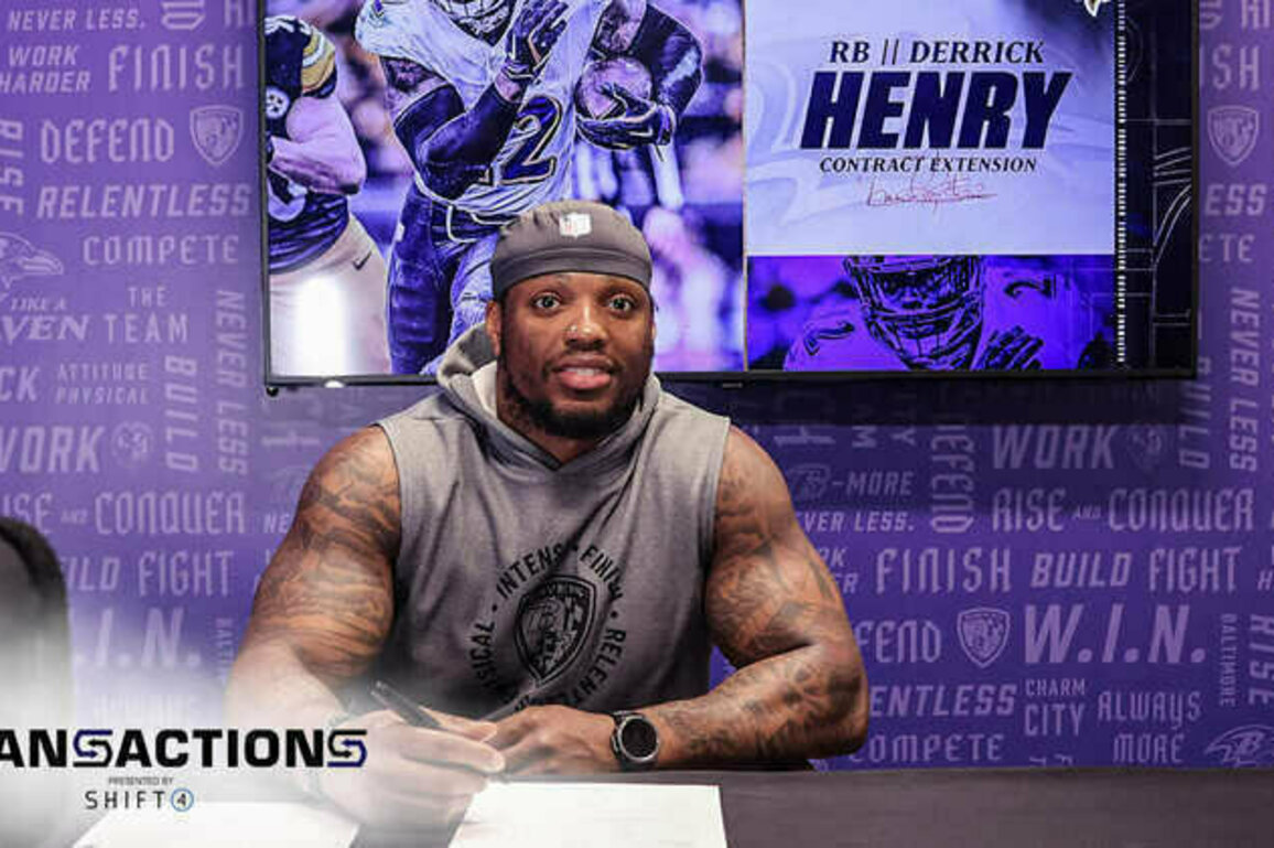 Derrick Henry Signs Two-Year Extension With Ravens