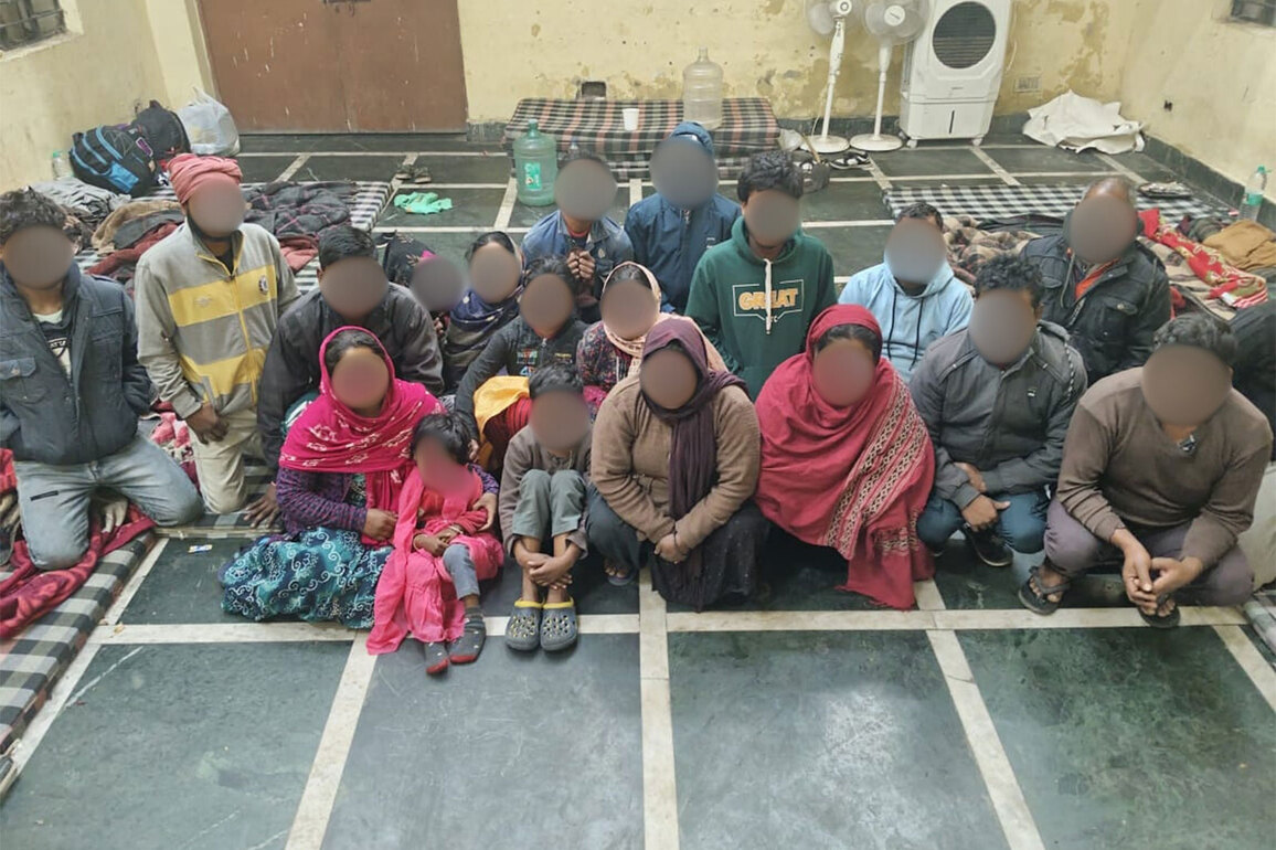 Delhi: Outer District Police apprehends 20 Illegal Bangladeshi Nationals