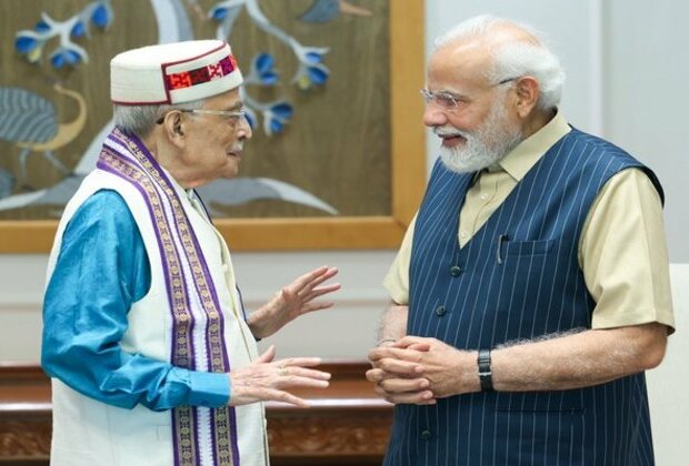 "Got guidance and blessings": PM Modi meets veteran BJP leader Murli Manohar Joshi