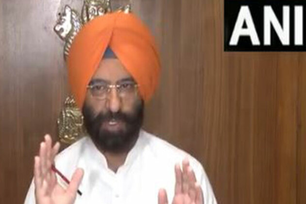 "Those whose slums are removed have been given separate houses": Delhi Minister Sirsa amid AAP's protest
