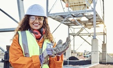 The Women in Mining programme established by Prisma Training Solutions and Barrick Gold is helping to break down barriers in Tanzania’s mining industry