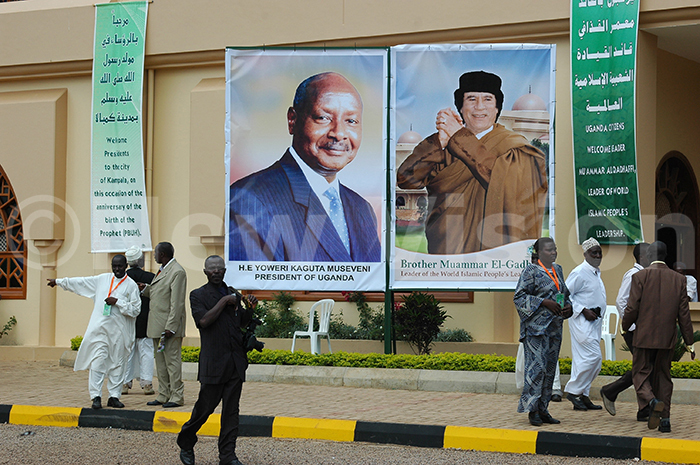 ld ampala ational mosque  nlarged pictures of uammar addafi alongside resident useveni portrait 190308 1 