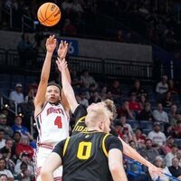 Kingston Flemings, No. 2 Houston have no trouble with No. 15 Idaho