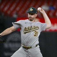 White Sox reach 1-year deal with LHP Sean Newcomb