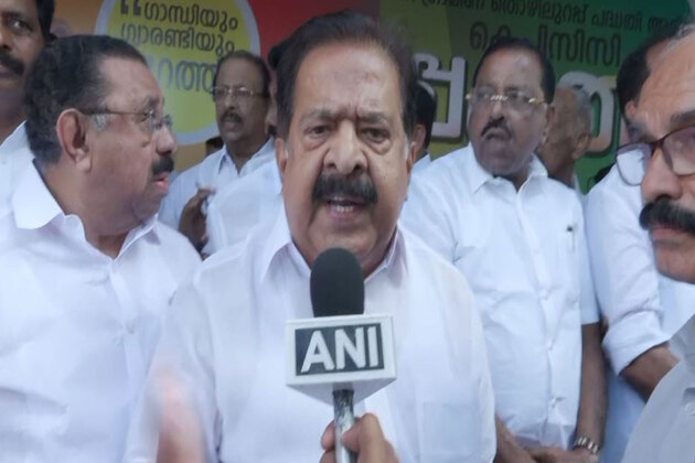"Mahatma Gandhi's name should be restored": Ramesh Chennithala on VB G-RAM-G scheme replacing MGNREGA