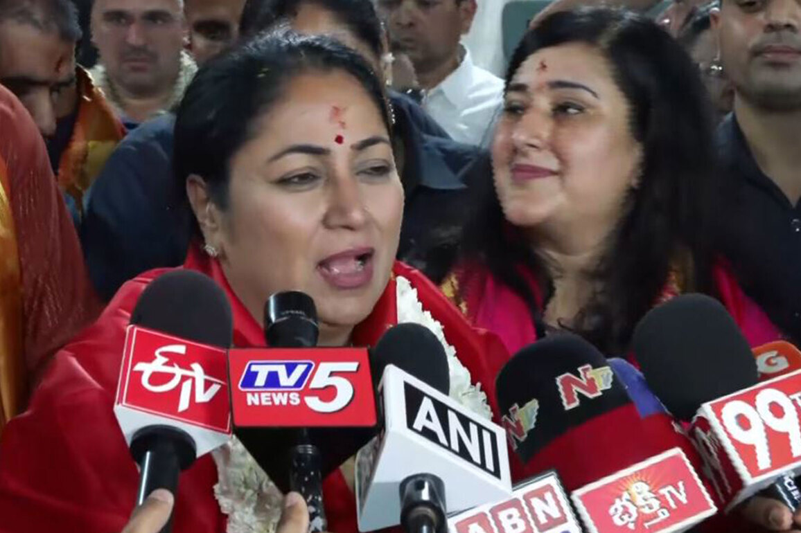 Delhi CM Rekha Gupta offers prayers at Tirupati Balaji Temple during Brahmotsavam