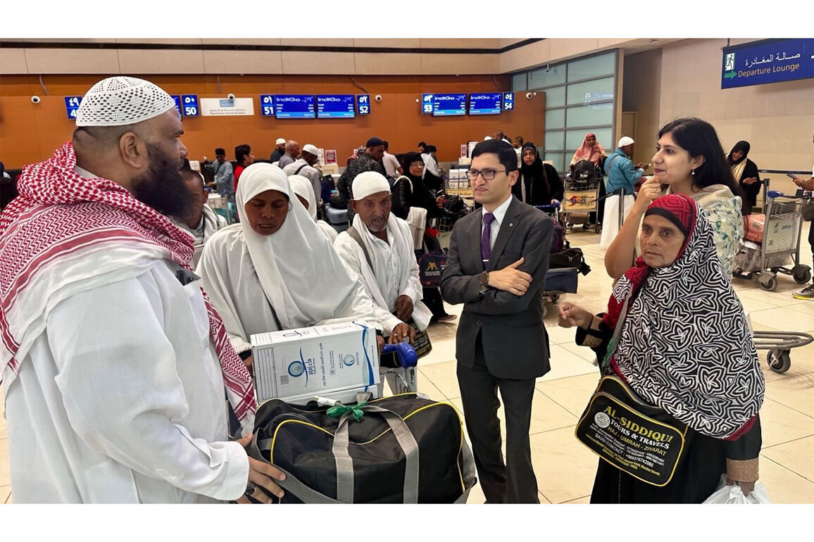 Consulate officials in Jeddah meet Indian nationals departing for India amid West Asia tensions