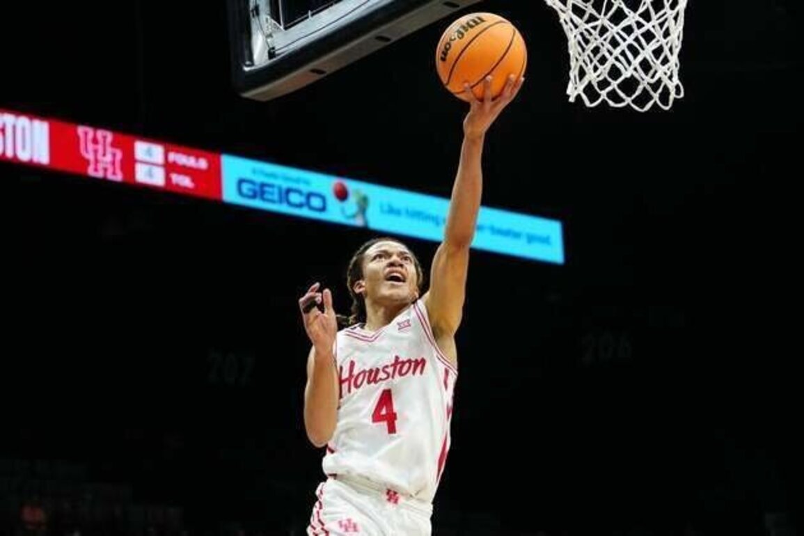 No. 8 Houston battles Florida St. after using break for 'reps, reps, reps'