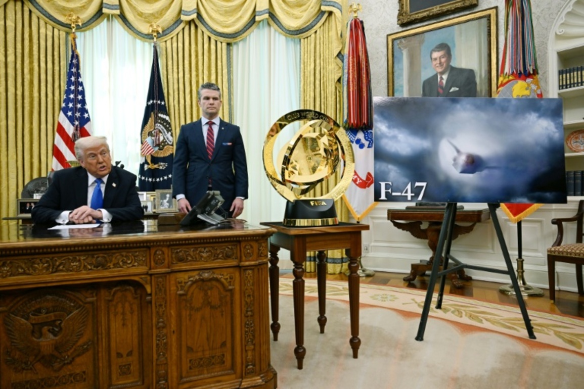 Trump Awards Next-generation F-47 Fighter Jet Contract To Boeing - IBTimes