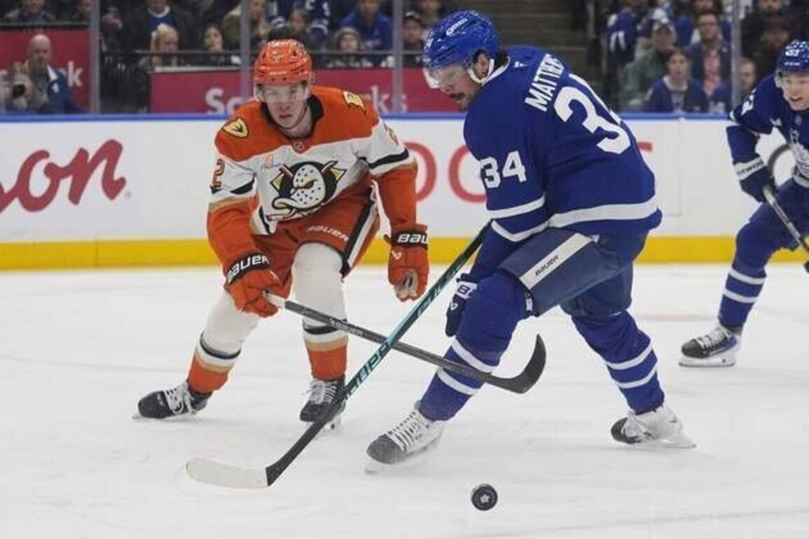 Matthew Knies' 4-point performance powers Maple Leafs past Ducks