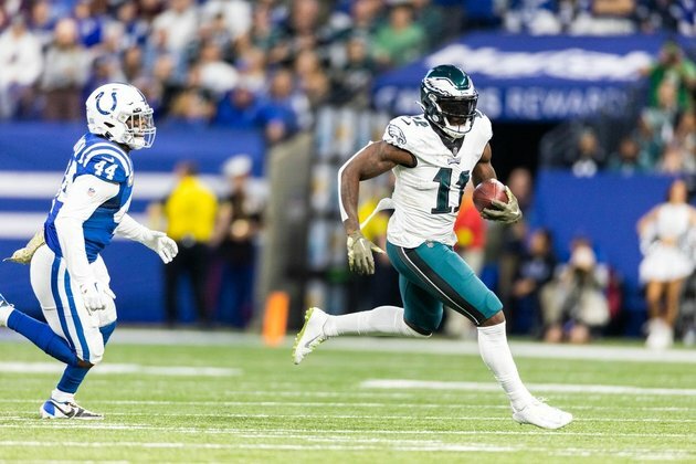 Eagles, A.J. Brown try to clinch playoff spot vs. Titans