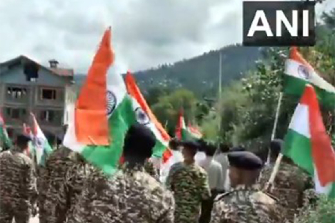 Rally organised by CRPF's 33 Battalion, school students, teachers participate