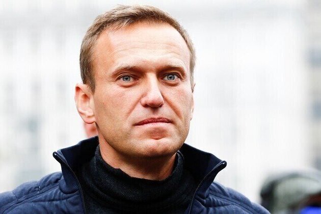 West using Navalny poison claim to bury Epstein fallout  Moscow