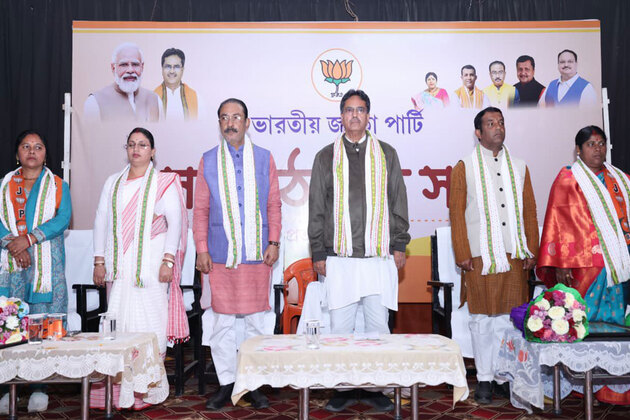 "No one can stop BJP from forming Govt in West Bengal:" Tripura CM at Araliya Community Hall meeting