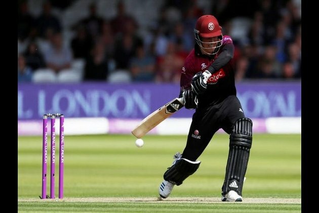 Brisbane Heat signs Tom Banton for BBL