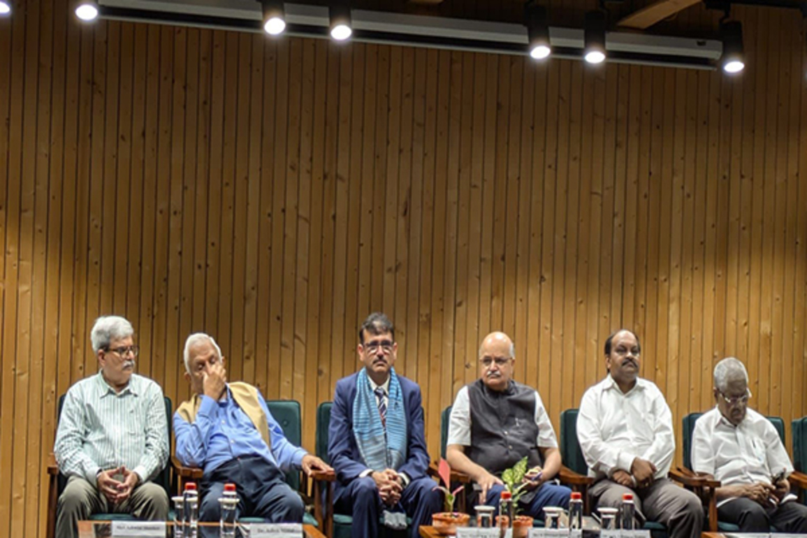 MCD Commissioner Ashwini Kumar chairs comprehensive briefing on monsoon preparedness