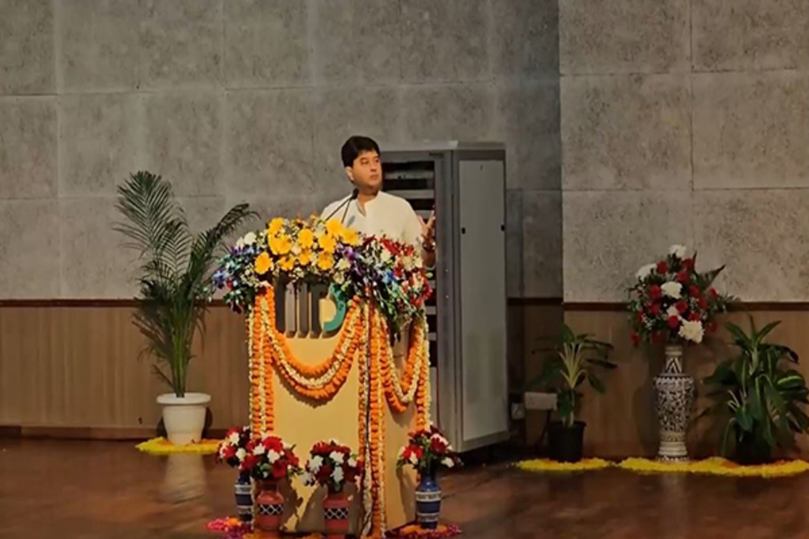 Jyotiraditya Scindia enthrals youth at IIIT-Delhi Tech Fest with call to build 'Vishwaguru Bharat'