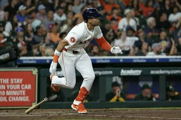 Jose Altuve belts 2 homers as Astros pound Athletics