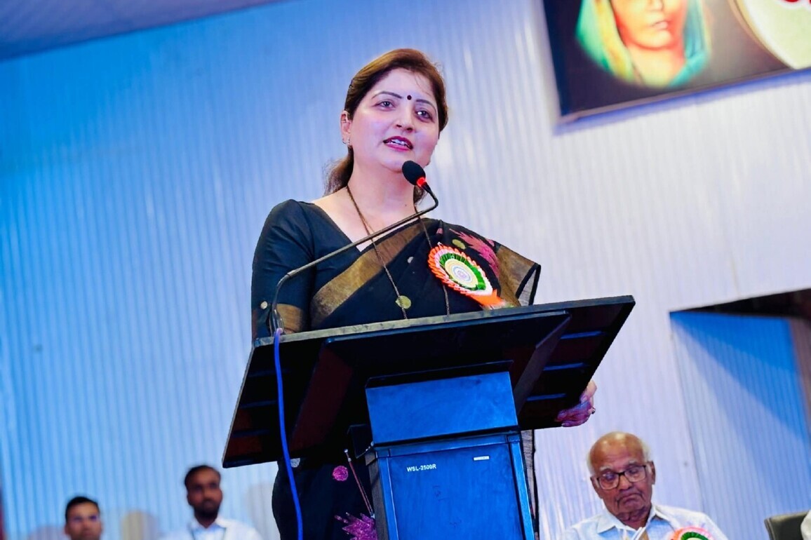 Rupali Chakankar resigns as NCP women wing's state president; reiterates call for impartial probe in Kharat case