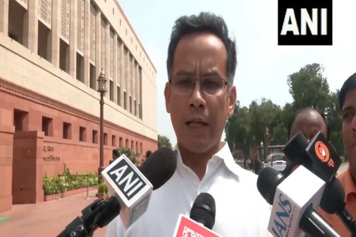 "Govt should not give excuses...": Congress' Gaurav Gogoi demands discussion in Parliament on Bihar SIR