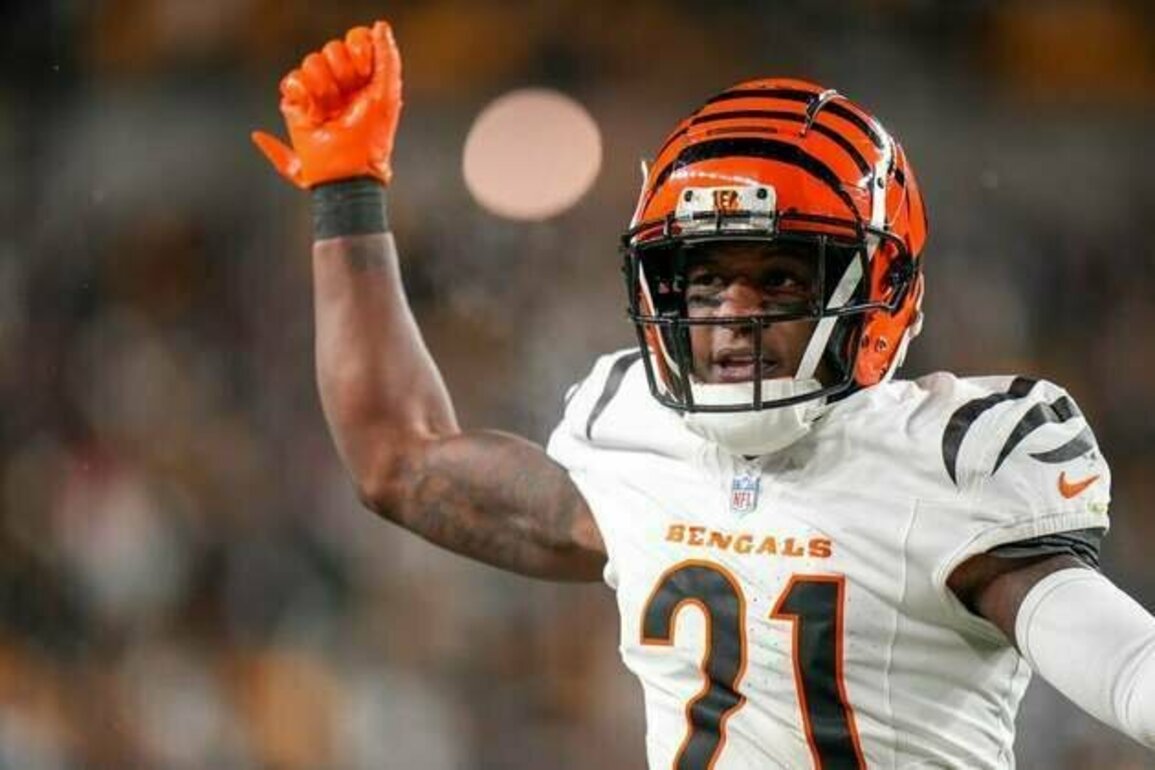 Reports: Eagles working out ex-Bengals CB Mike Hilton