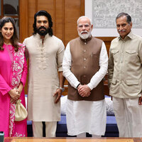 PM Modi meets Ram Charan, wife Upasana amid Archery Premier League; hails "collective efforts to popularise archery"