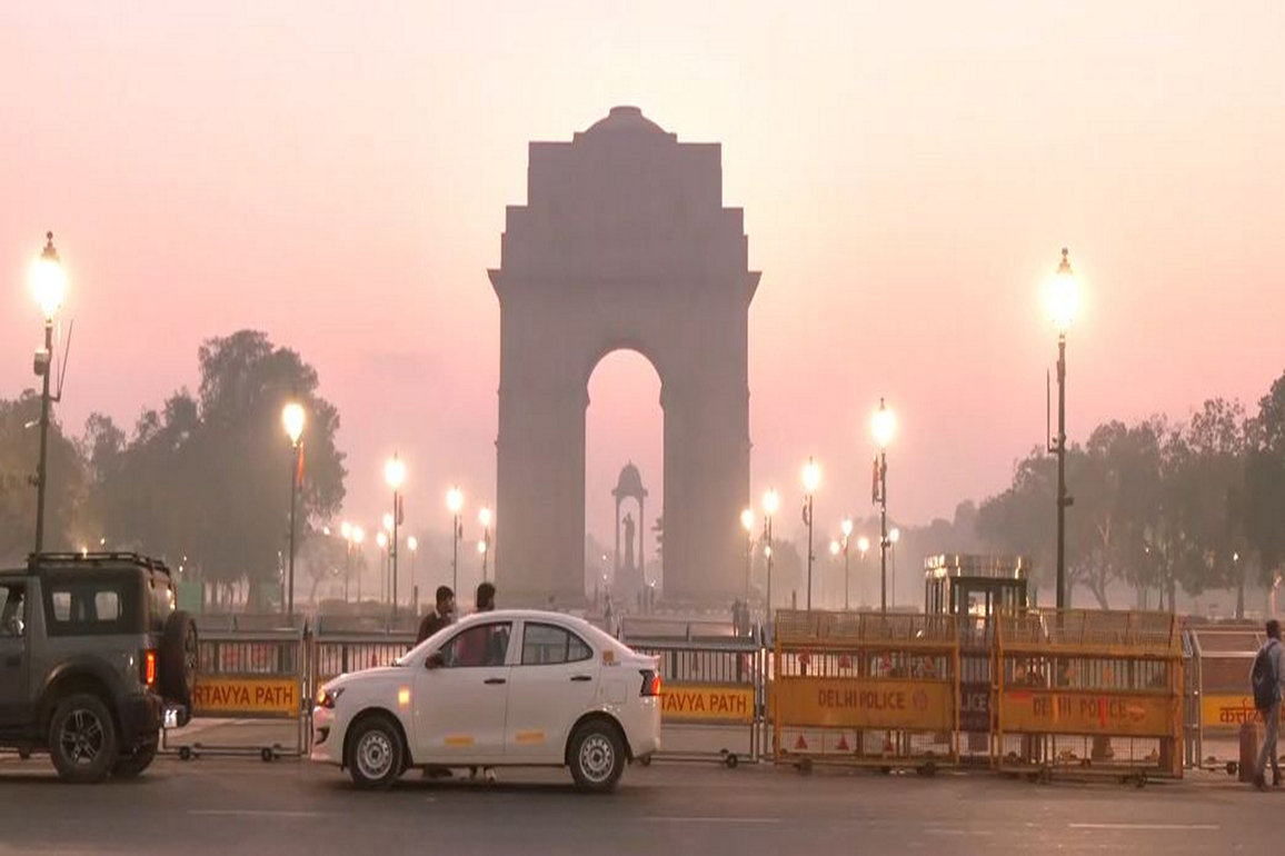 Delhi air quality worsens, AQI hits 267 in 'poor' category