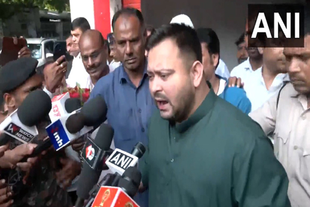 Sanitation Workers Commission announced in Bihar, Tejashwi urges timely pay, equipment for workers