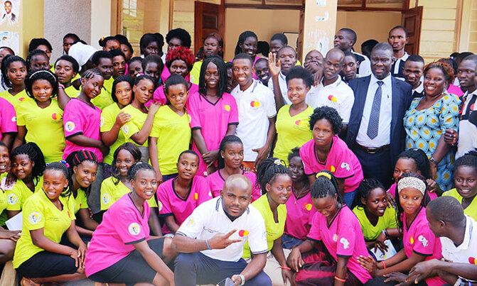 102 students get university scholarships 102 students get university scholarships
