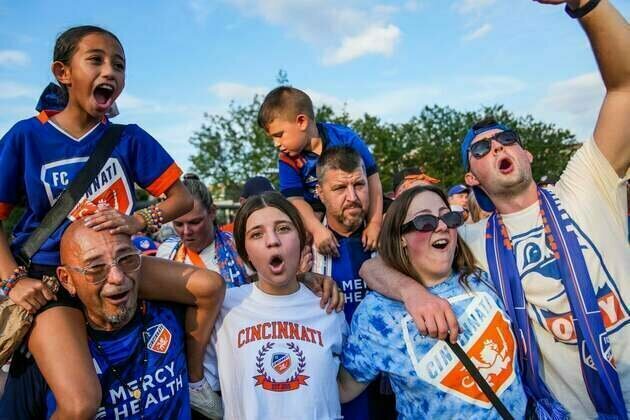 FC Cincinnati sign French F Kenji Mboma Dem