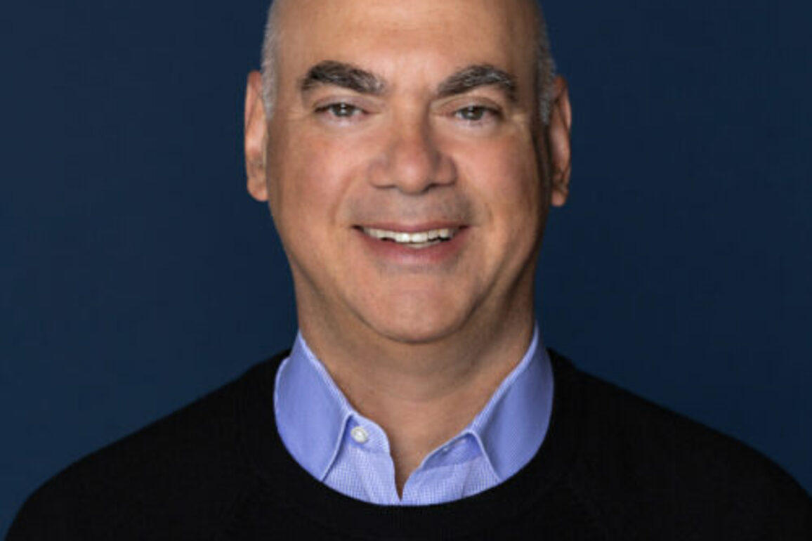 A New Venu For David Hillman, With iHeart Move