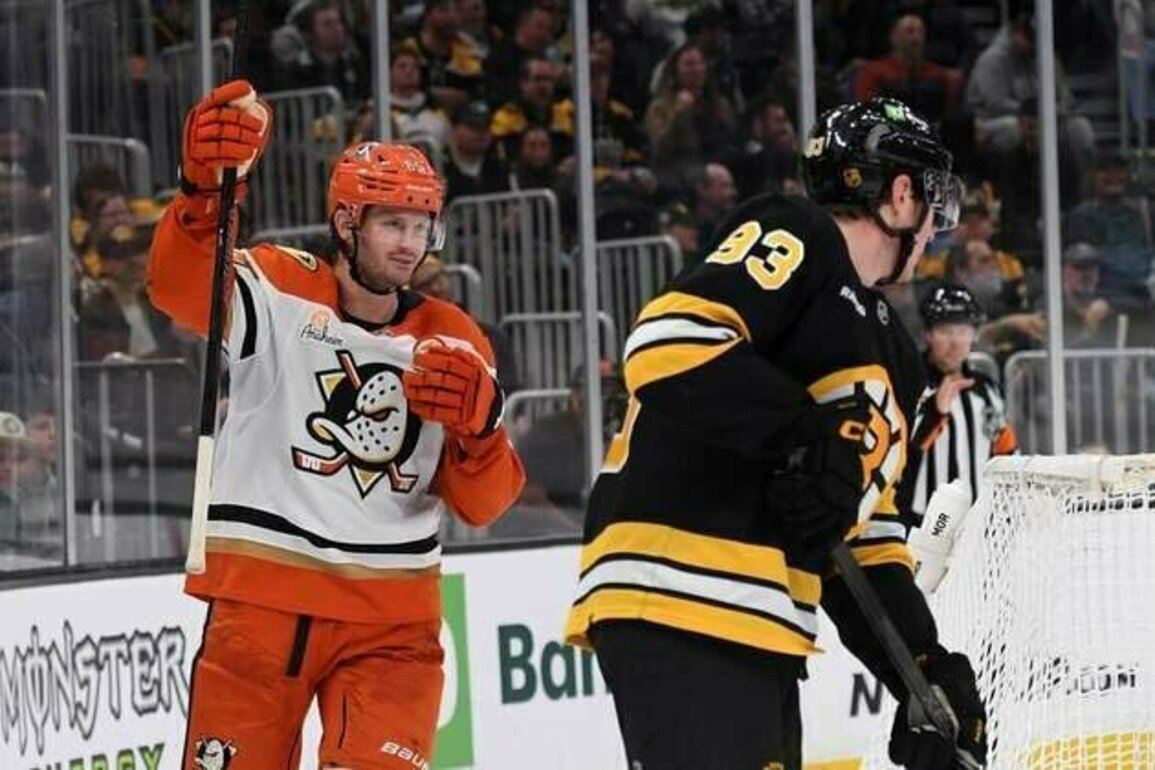 Mikael Granlund (5 points), Ducks prolong Bruins' skid