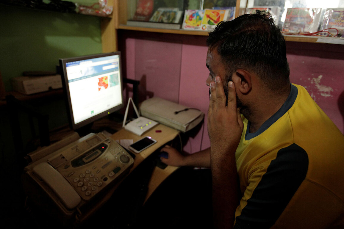 Pakistan: Senate voices alarm on widespread internet degradation, fuel theft and vandalism at telecom sites