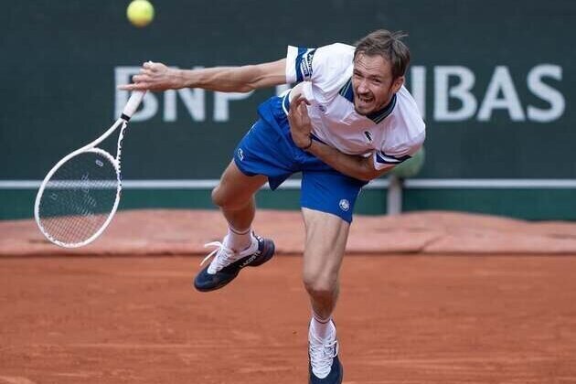 No. 6 seed Daniil Medvedev upset; Frenchman Moise Kouame (age 17) advances