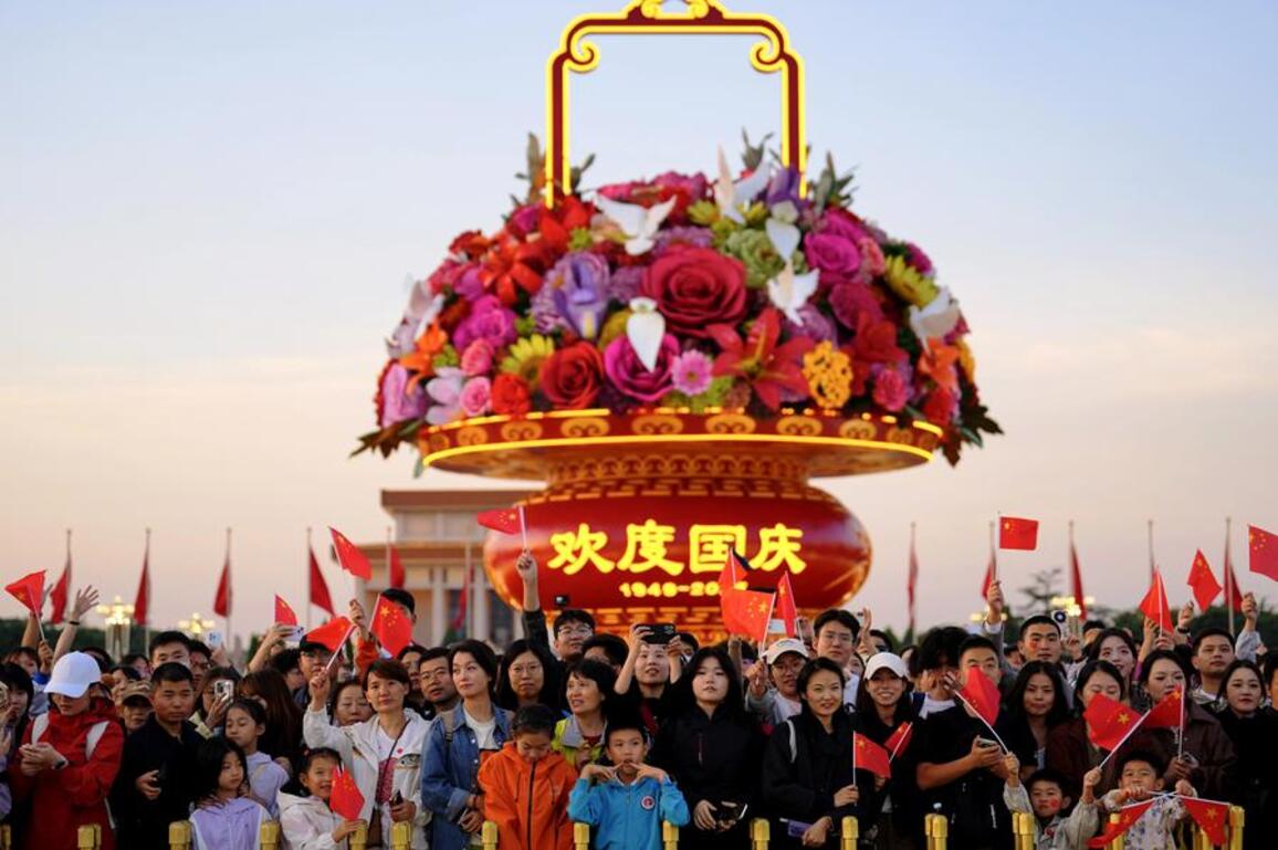 InPics | China celebrates 76th birthday nationwide