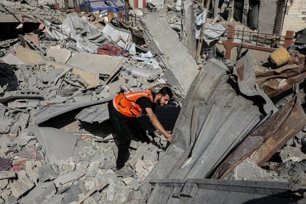 Daily World Briefing, Aug. 27