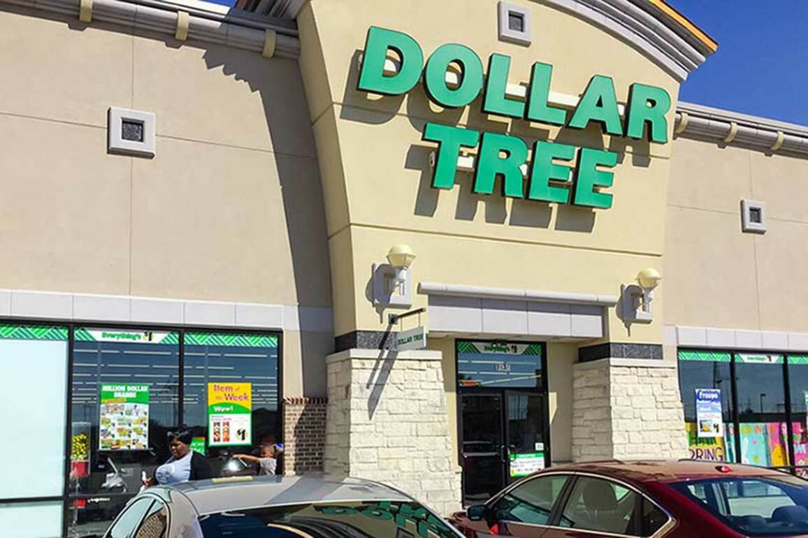 Dollar Stores Dole Out Earnings Beats, Lifted Outlooks. Two Jump. - Investor's Business Daily