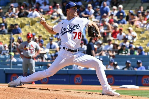 Dodgers beat Cardinals to secure NL's best record