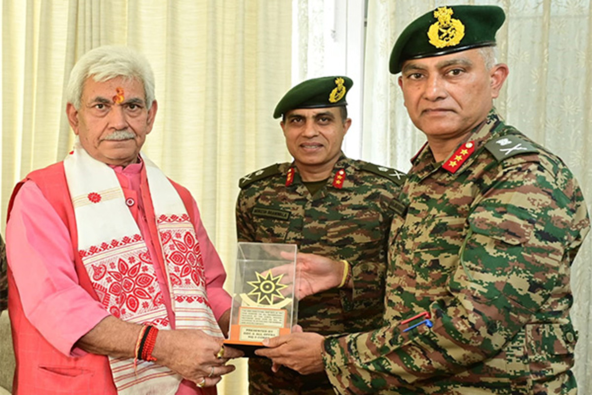 GoC meets J-K LG Manoj Sinha; discusses security situation