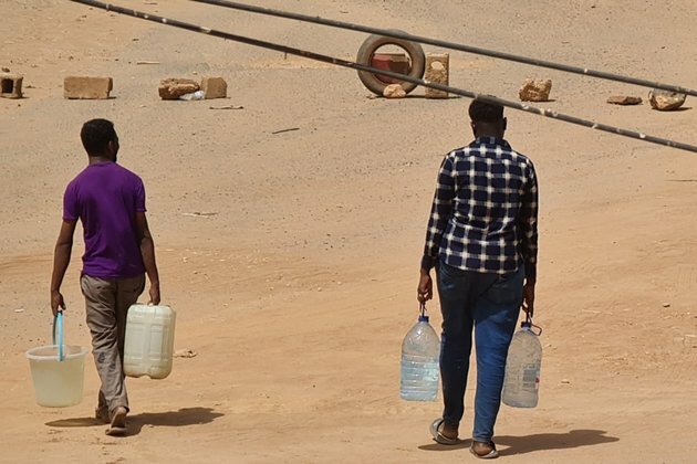 In Sudan&#039;s Capital, Residents Risk Death in Search of Water