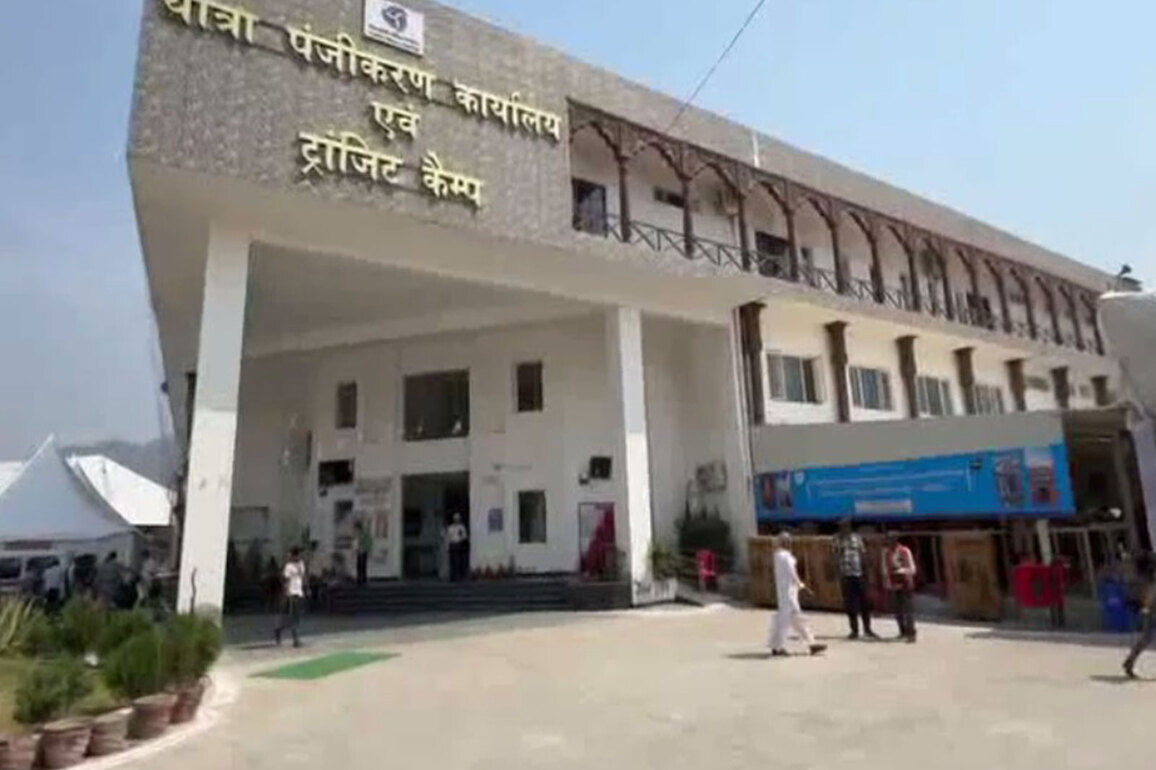 Uttarakhand Health Department initiates specialised medical screening for Char Dham pilgrims at Rishikesh transit camp