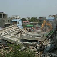 (SpotNews)MYANMAR-MANDALAY-EARTHQUAKE-RESCUE