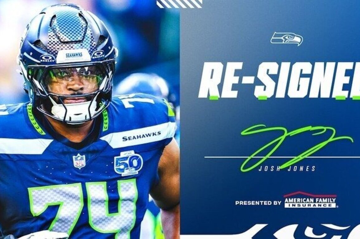 Seahawks Re-Sign OL Josh Jones