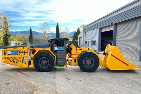 Aramine does electric loaders differently